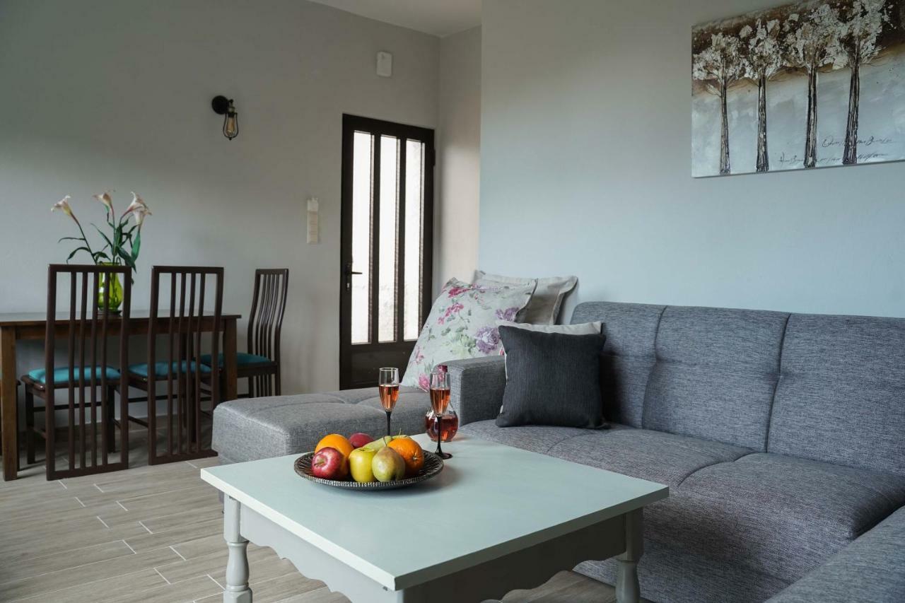 Ingreen Apartment Potamia  Esterno foto